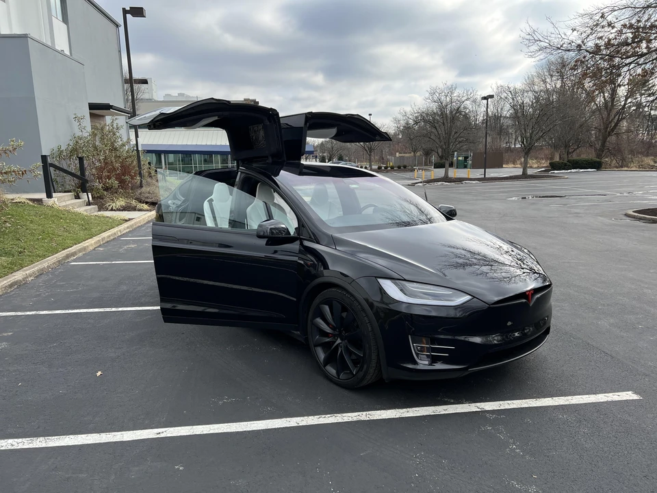 2018 Tesla Model X - Image 20 of 31