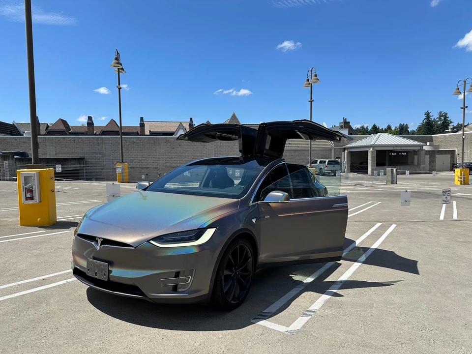 2018 Tesla Model X - Image 26 of 31