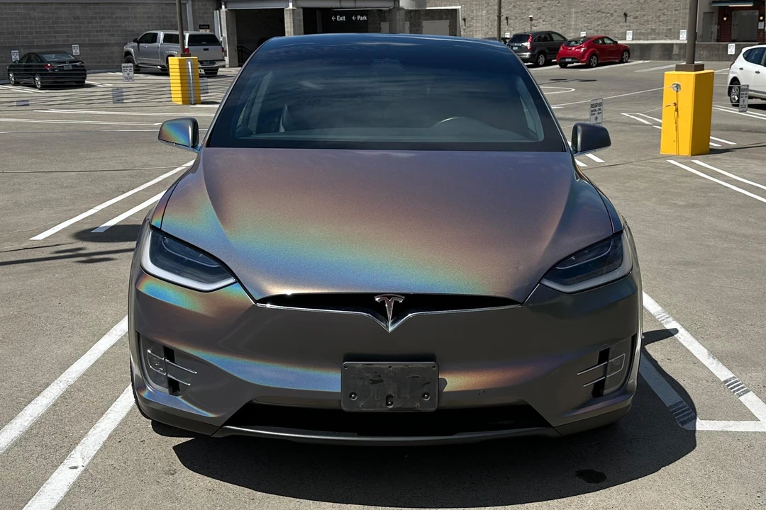2018 Tesla Model X - Image 2 of 31