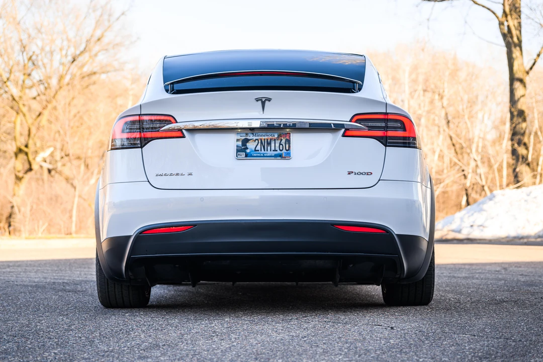 2018 Tesla Model X - Image 5 of 31