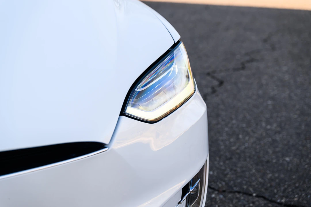 2018 Tesla Model X - Image 27 of 31