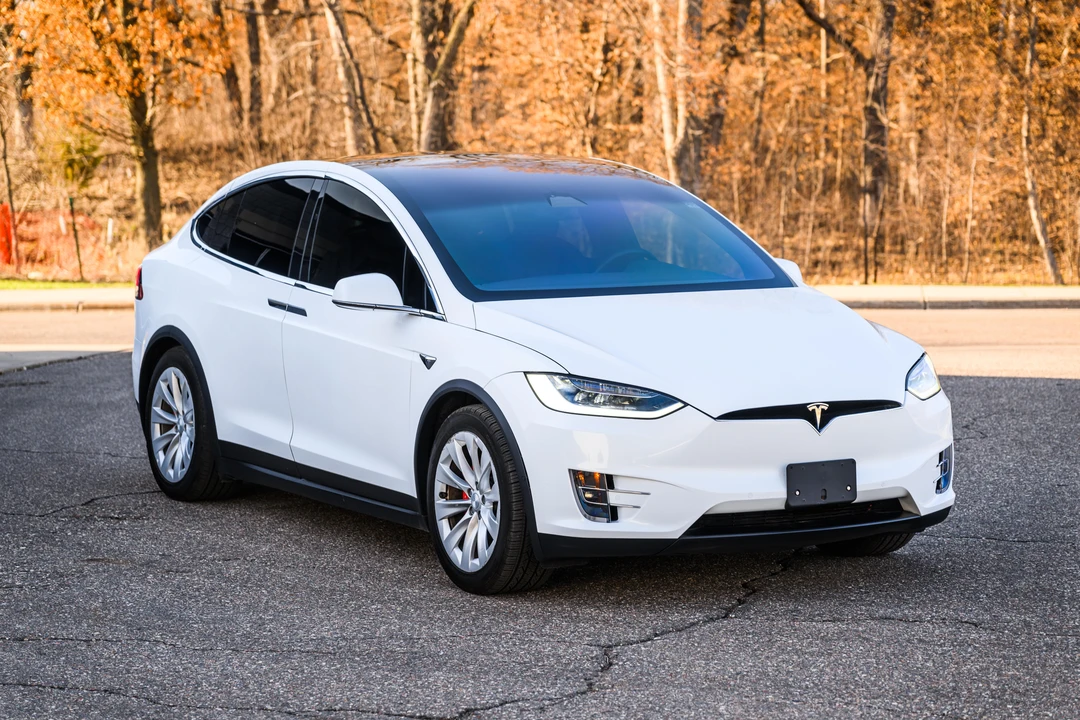 2018 Tesla Model X - Image 19 of 31