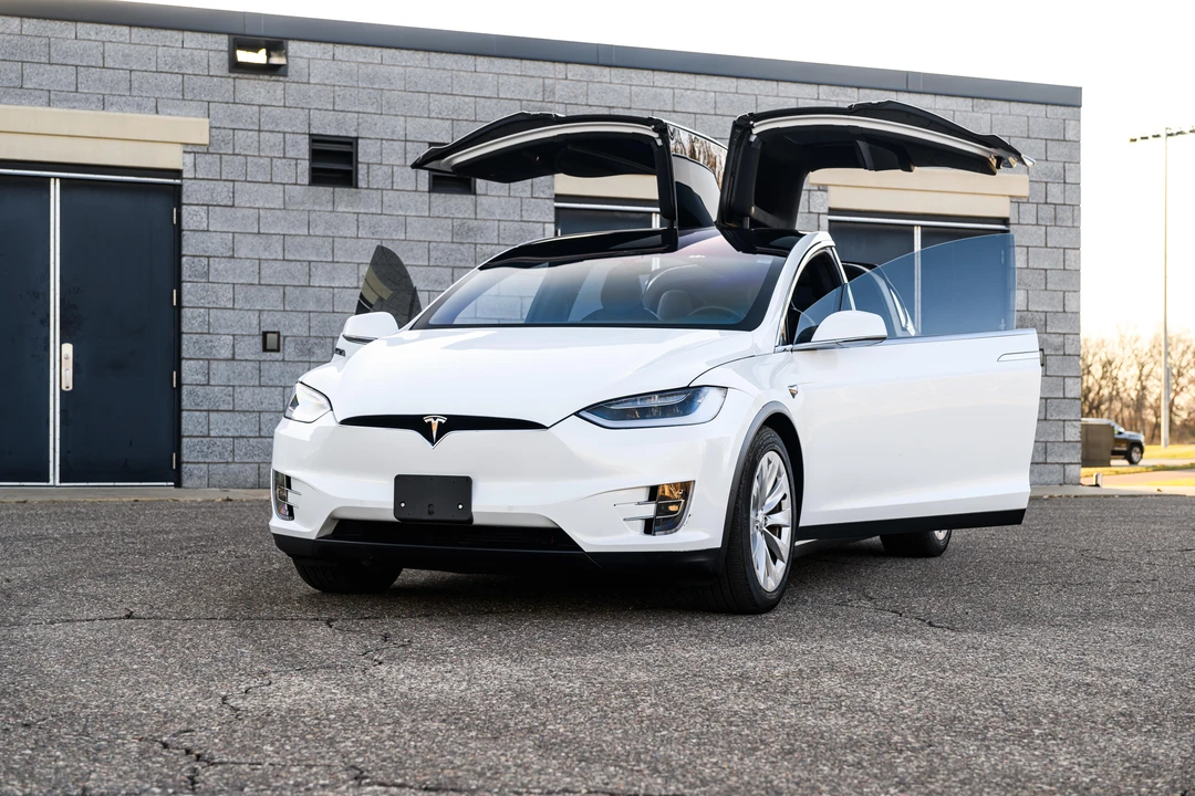2018 Tesla Model X - Image 21 of 31
