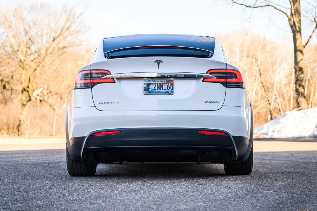2018 Tesla Model X - Image 13 of 31