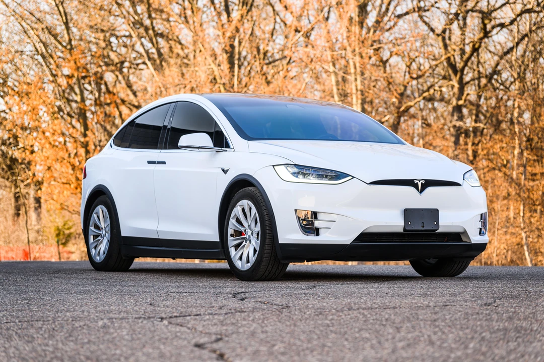 2018 Tesla Model X - Image 18 of 31