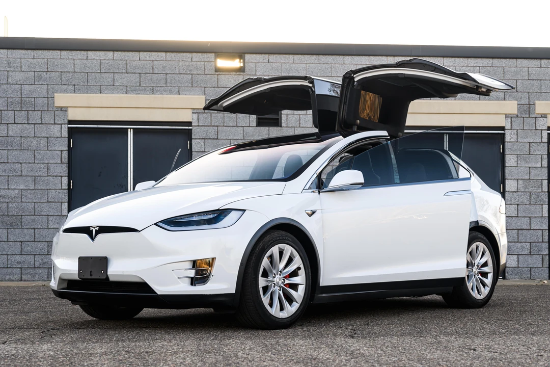 2018 Tesla Model X - Image 3 of 31