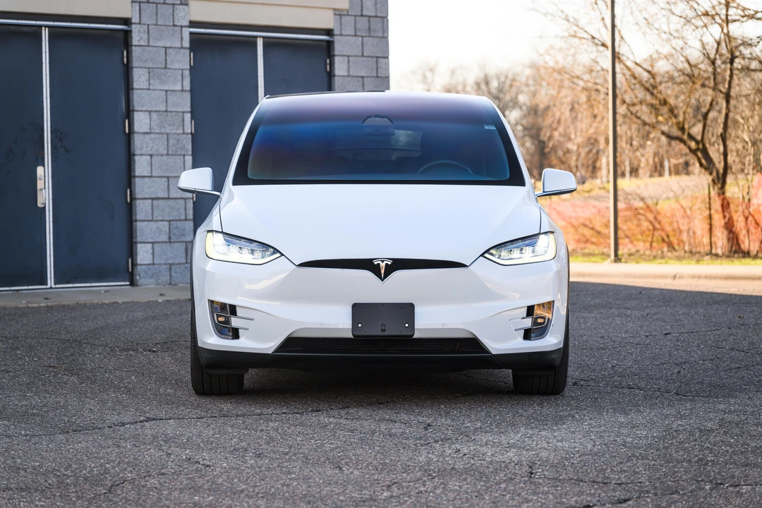 2018 Tesla Model X - Image 6 of 31