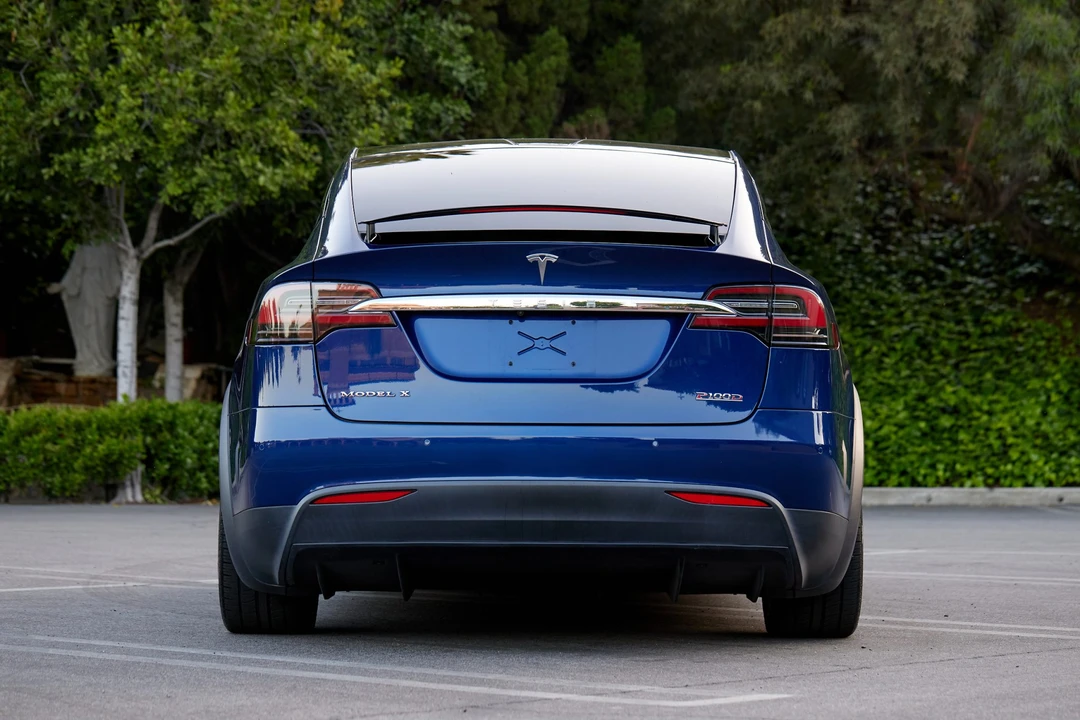 2018 Tesla Model X - Image 16 of 31