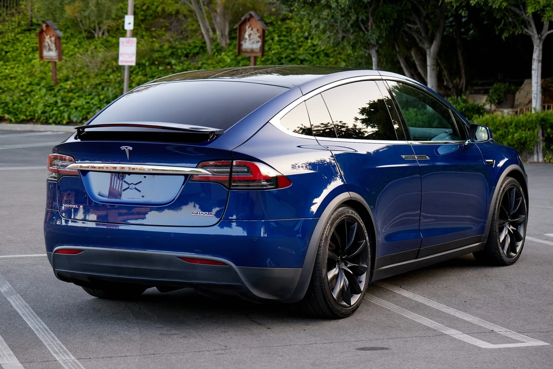 2018 Tesla Model X - Image 19 of 31