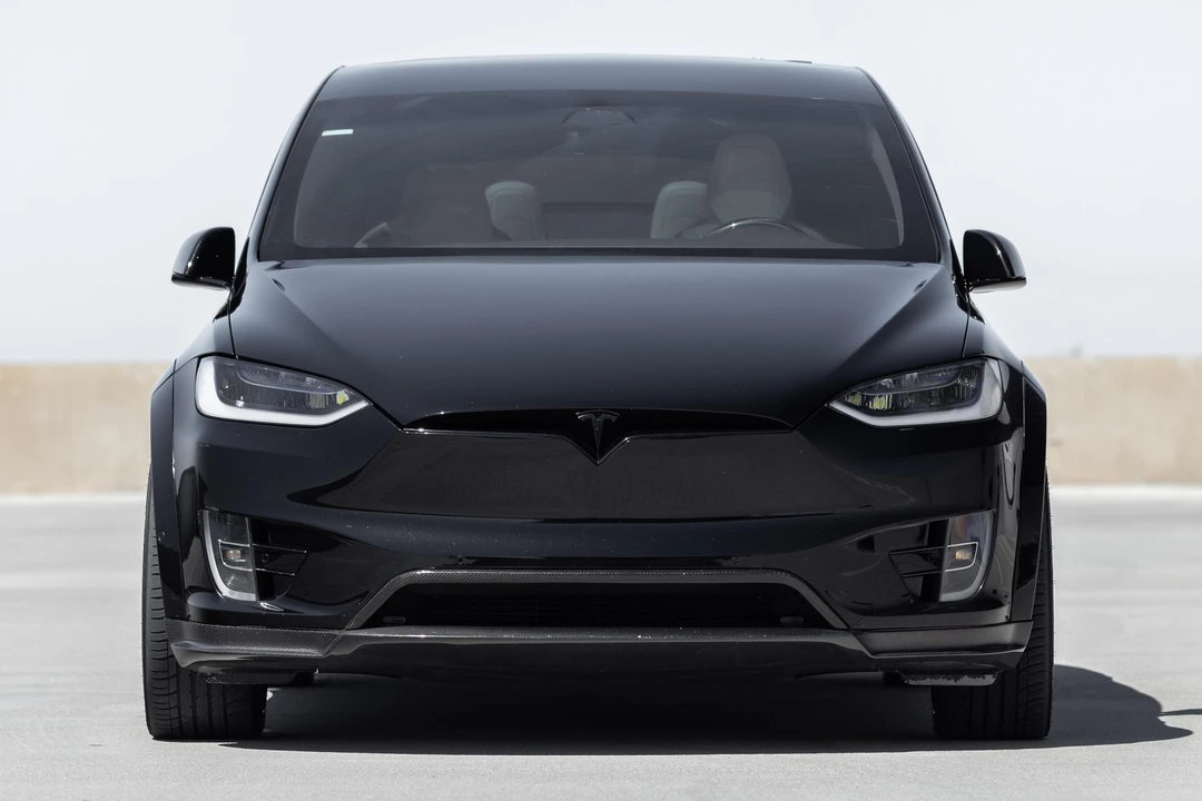 2018 Tesla Model X - Image 2 of 31