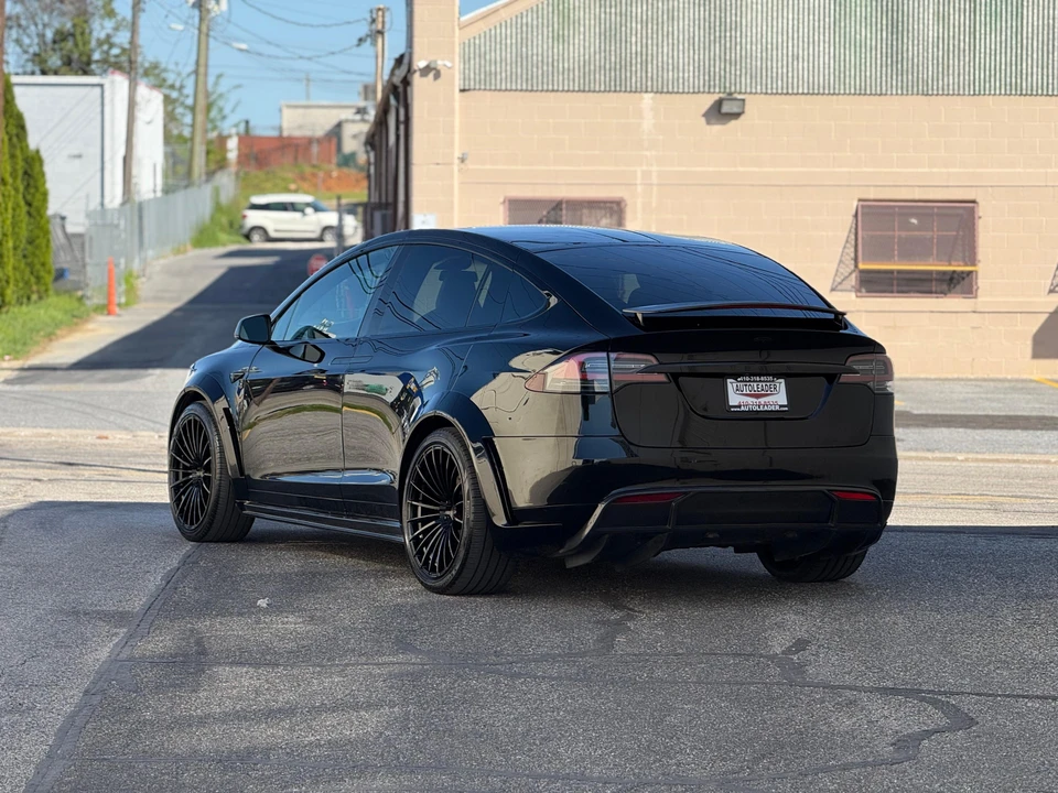 2018 Tesla Model X - Image 12 of 31