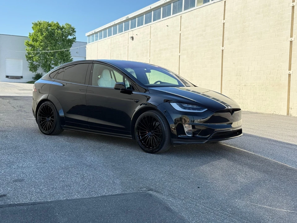 2018 Tesla Model X - Image 21 of 31