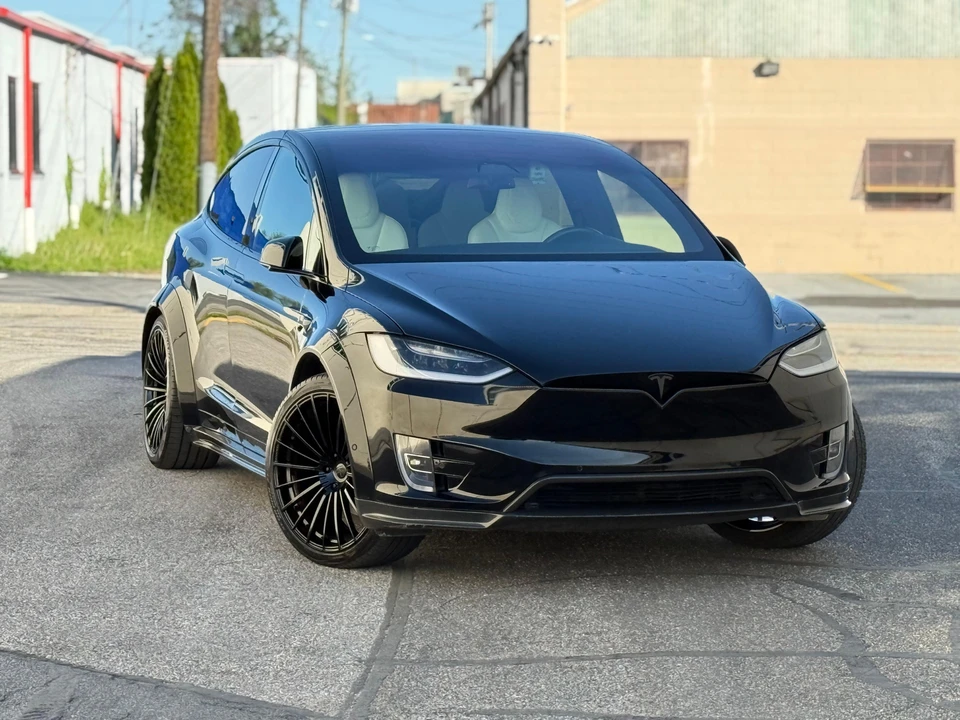 2018 Tesla Model X - Image 26 of 31