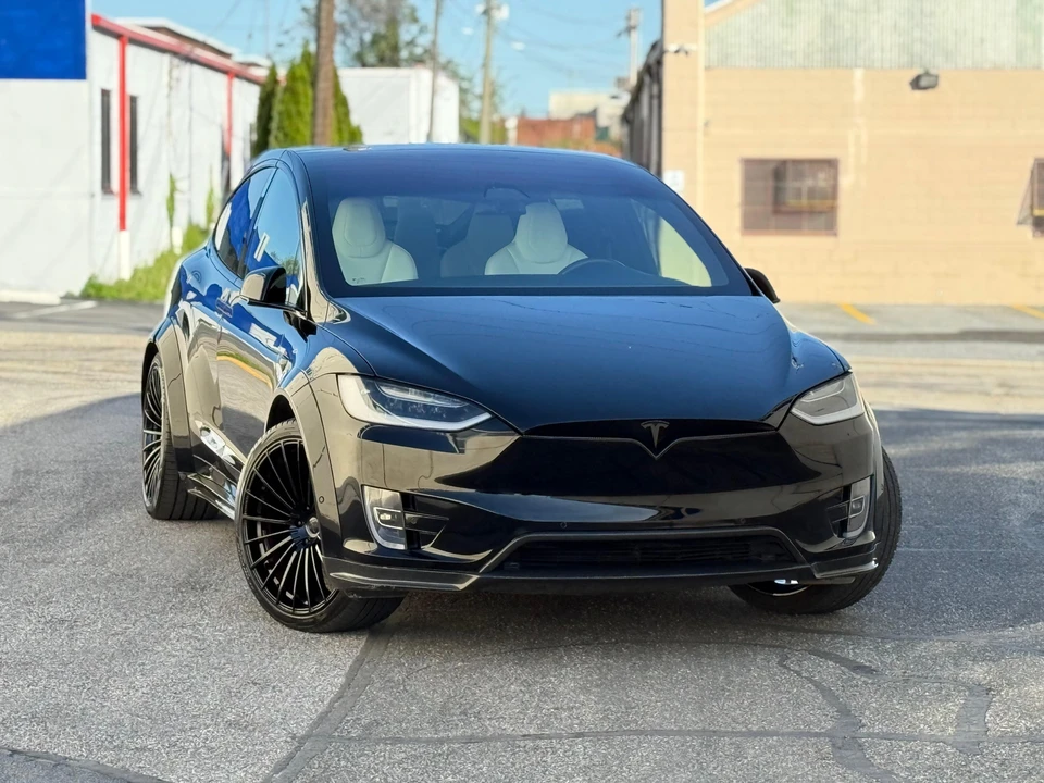 2018 Tesla Model X - Image 27 of 31