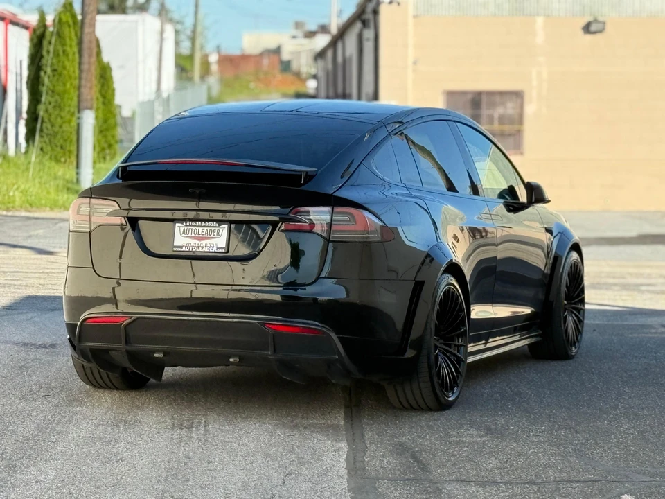 2018 Tesla Model X - Image 19 of 31