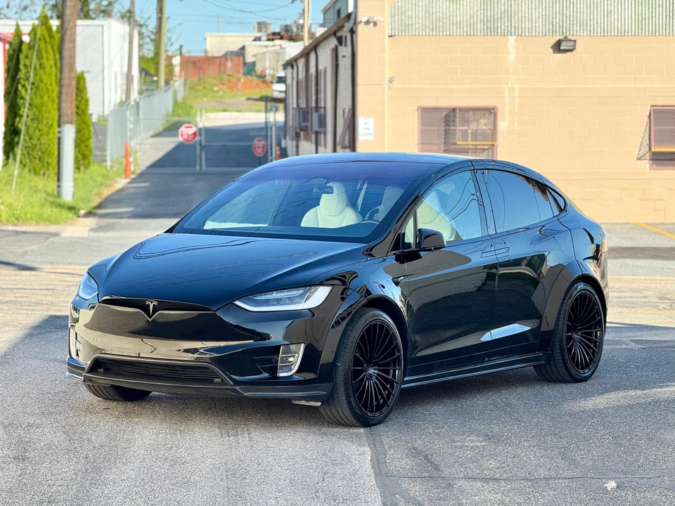 2018 Tesla Model X - Image 7 of 31