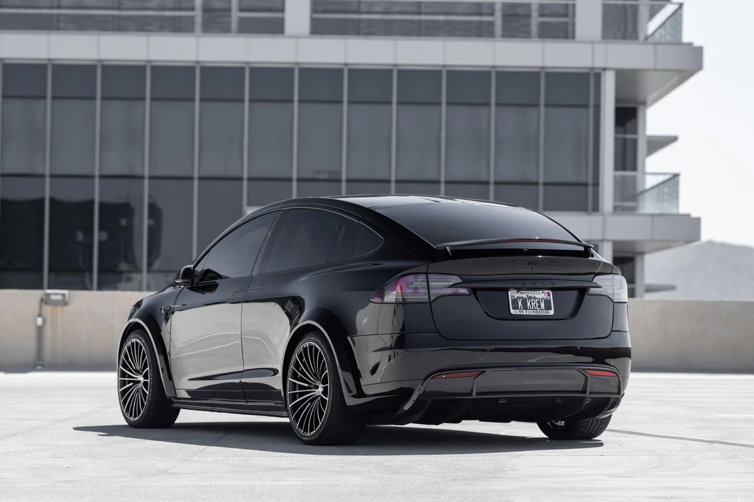 2018 Tesla Model X - Image 9 of 31