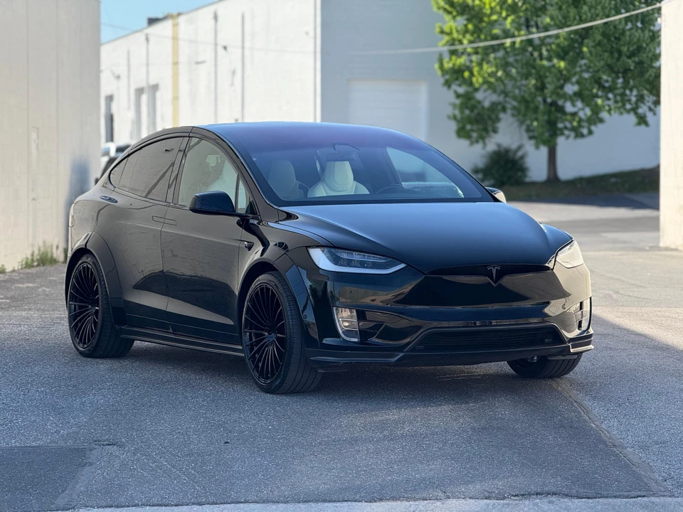 2018 Tesla Model X - Image 24 of 31