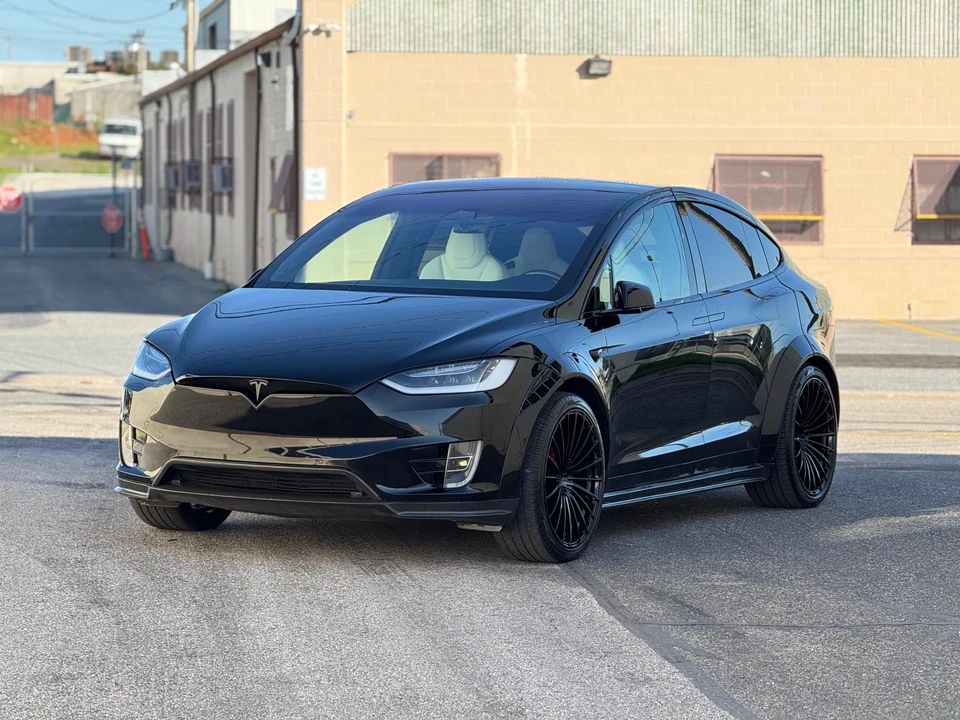 2018 Tesla Model X - Image 6 of 31