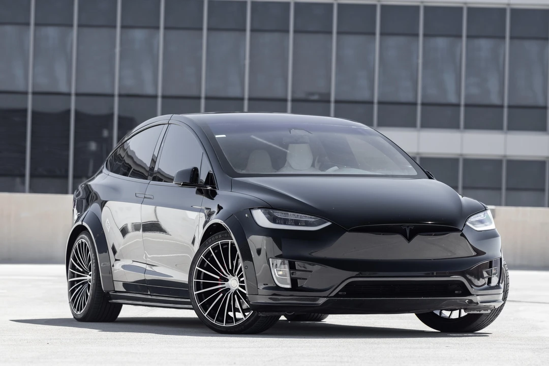 2018 Tesla Model X - Image 12 of 31