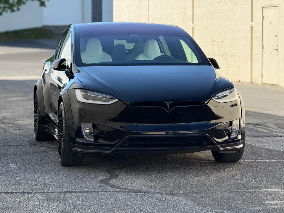 2018 Tesla Model X - Image 29 of 31