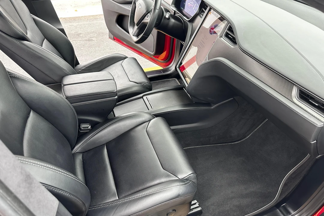 2018 Tesla Model X - Image 24 of 31