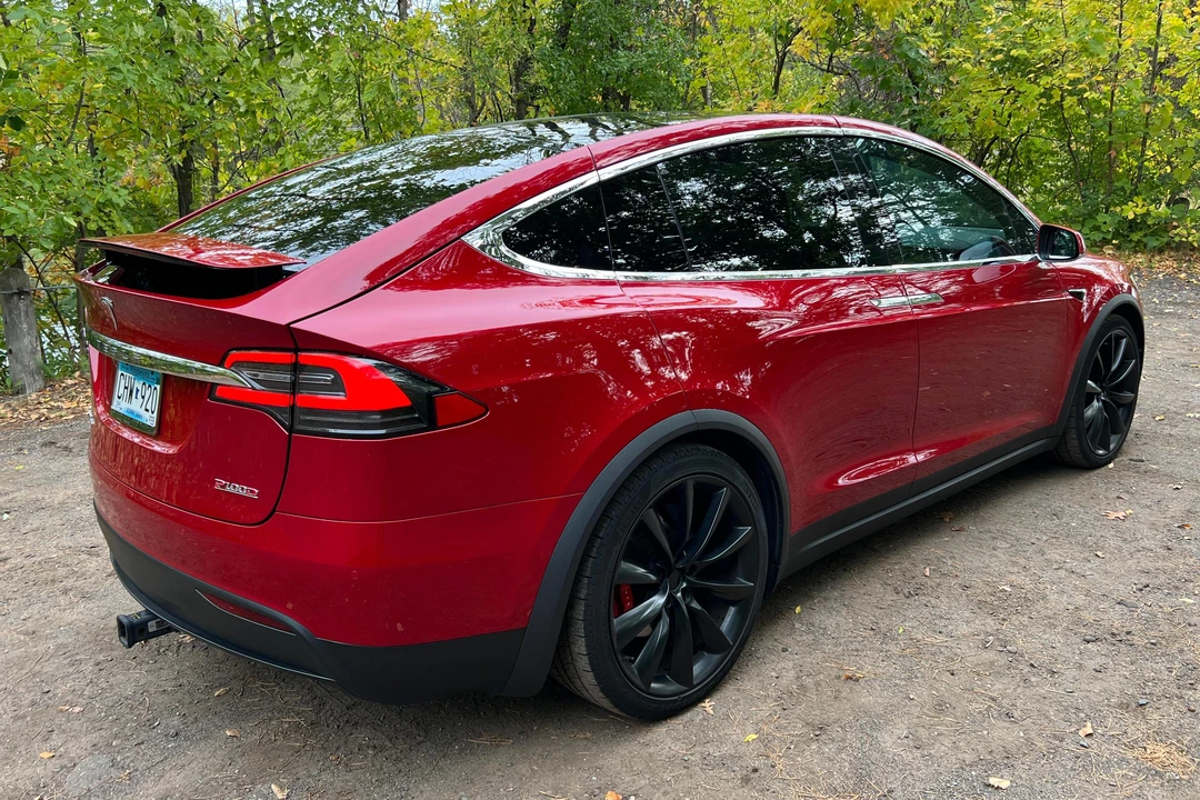 2018 Tesla Model X - Image 4 of 31