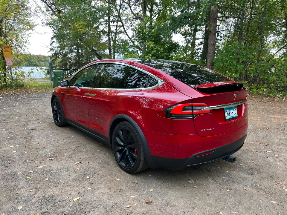 2018 Tesla Model X - Image 13 of 31