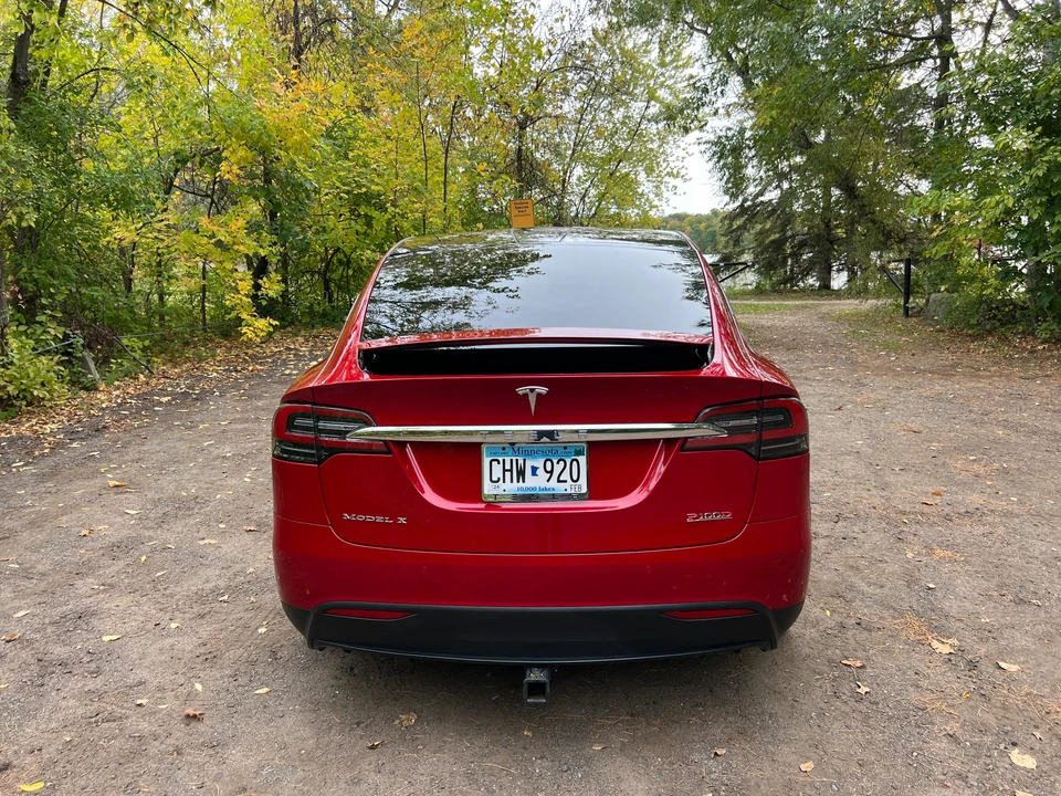 2018 Tesla Model X - Image 14 of 31