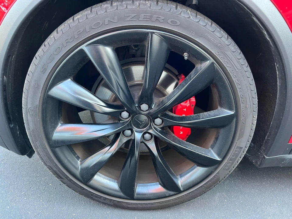2018 Tesla Model X - Image 19 of 31