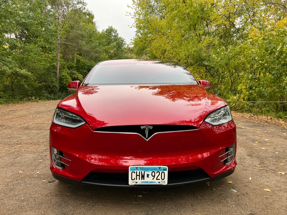 2018 Tesla Model X - Image 7 of 31