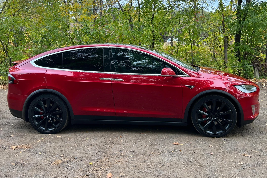 2018 Tesla Model X - Image 3 of 31