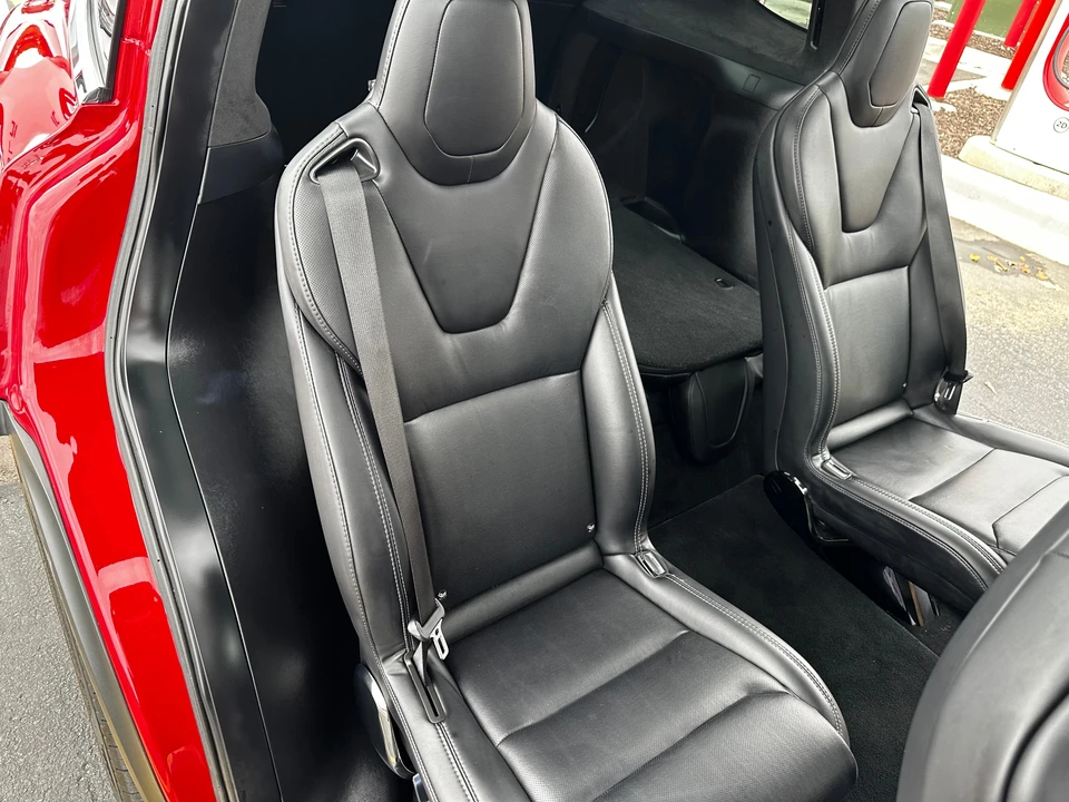 2018 Tesla Model X - Image 31 of 31