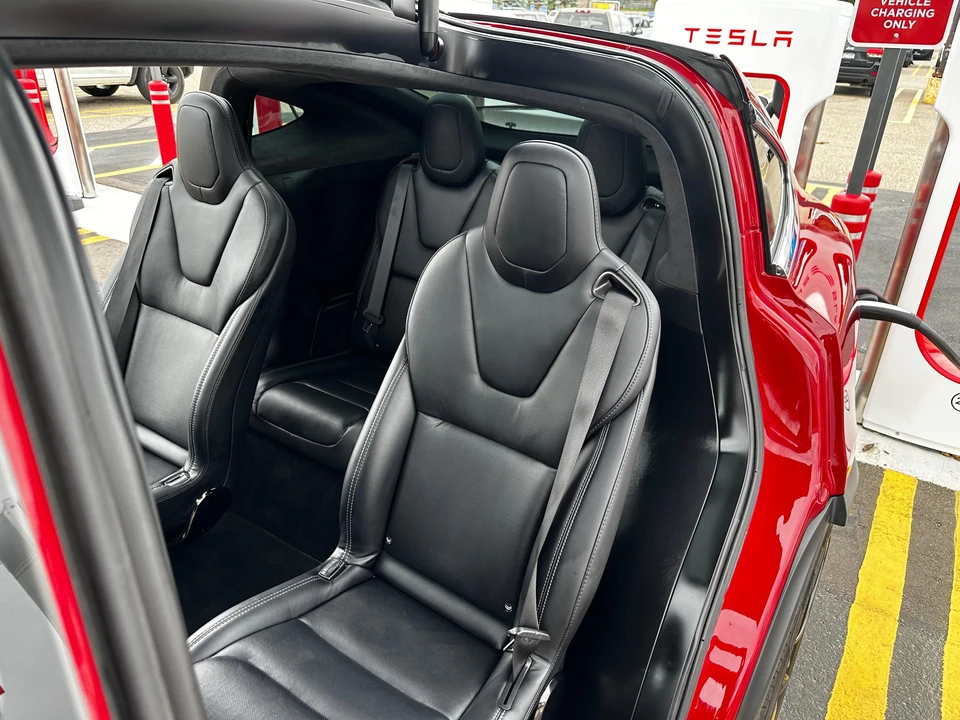 2018 Tesla Model X - Image 30 of 31
