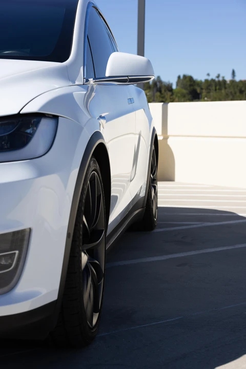 2018 Tesla Model X - Image 13 of 31
