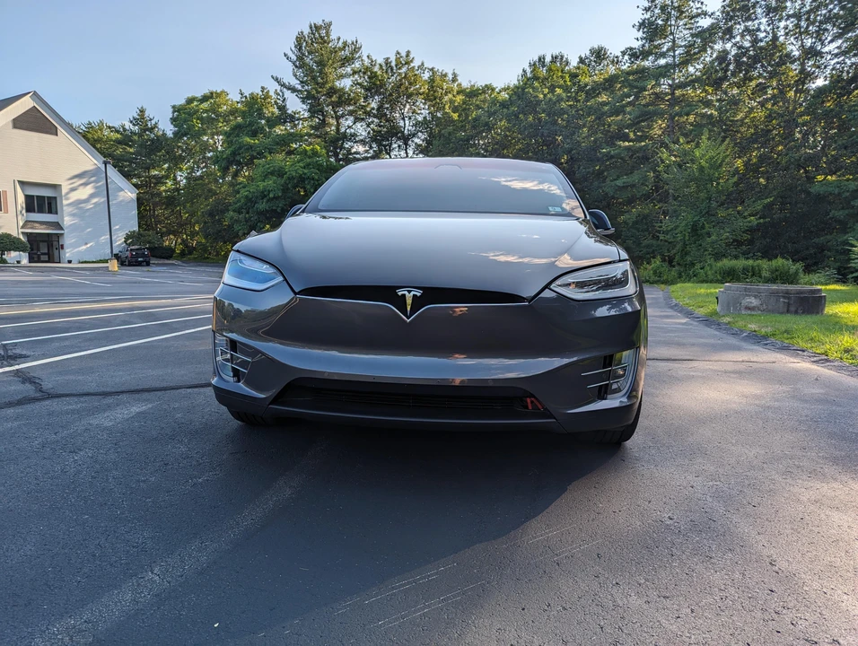 2018 Tesla Model X - Image 9 of 31