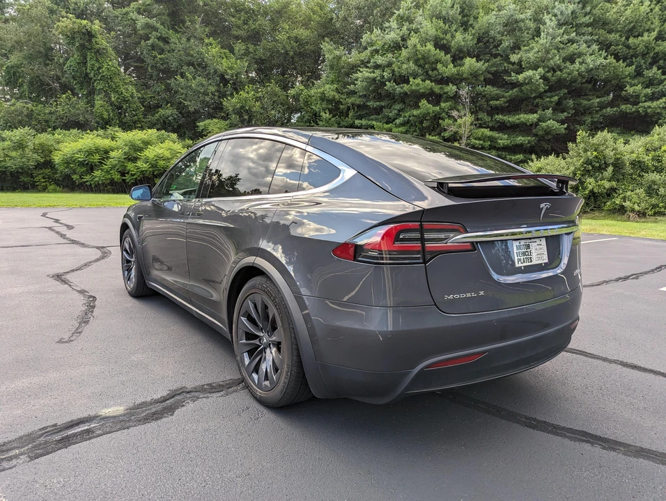 2018 Tesla Model X - Image 19 of 31