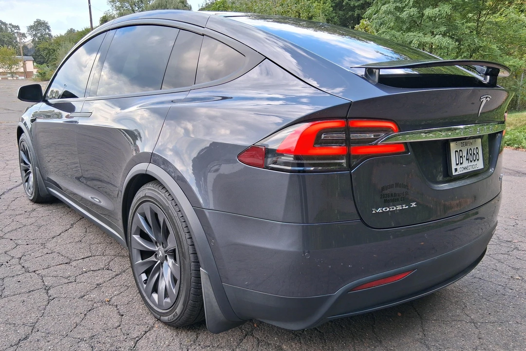 2018 Tesla Model X - Image 5 of 31
