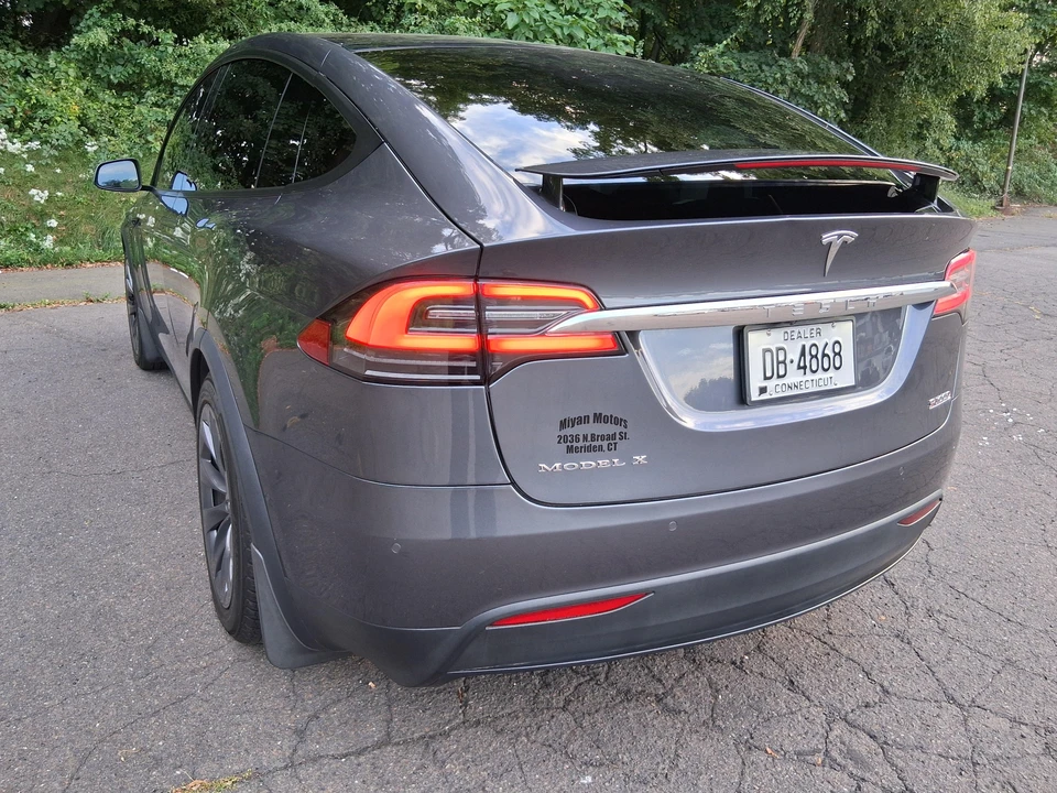 2018 Tesla Model X - Image 11 of 31