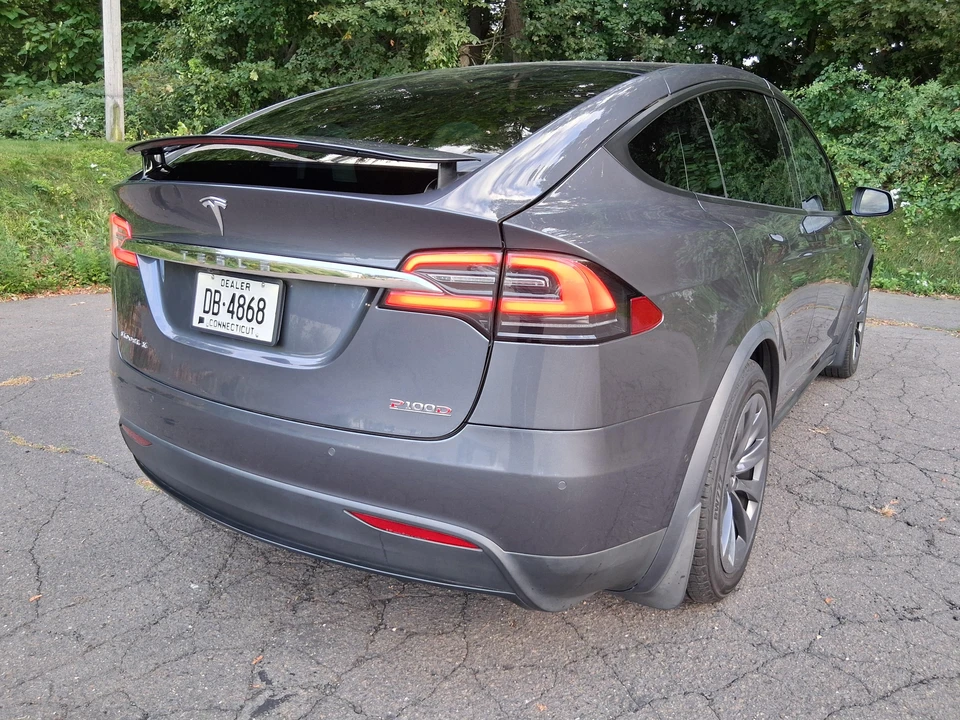 2018 Tesla Model X - Image 13 of 31