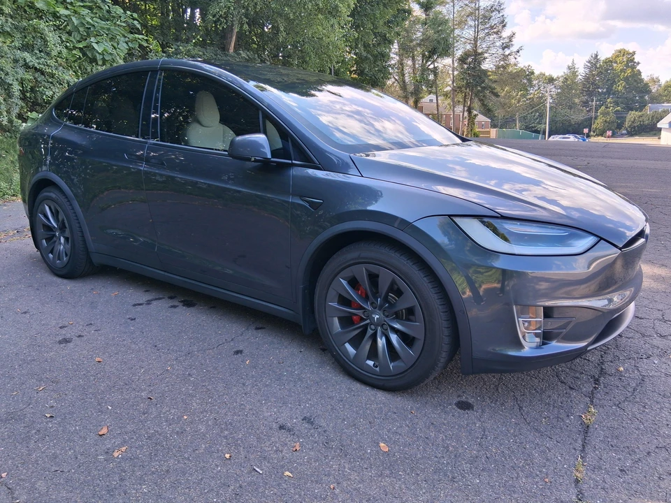 2018 Tesla Model X - Image 16 of 31
