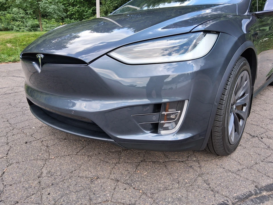 2018 Tesla Model X - Image 25 of 31