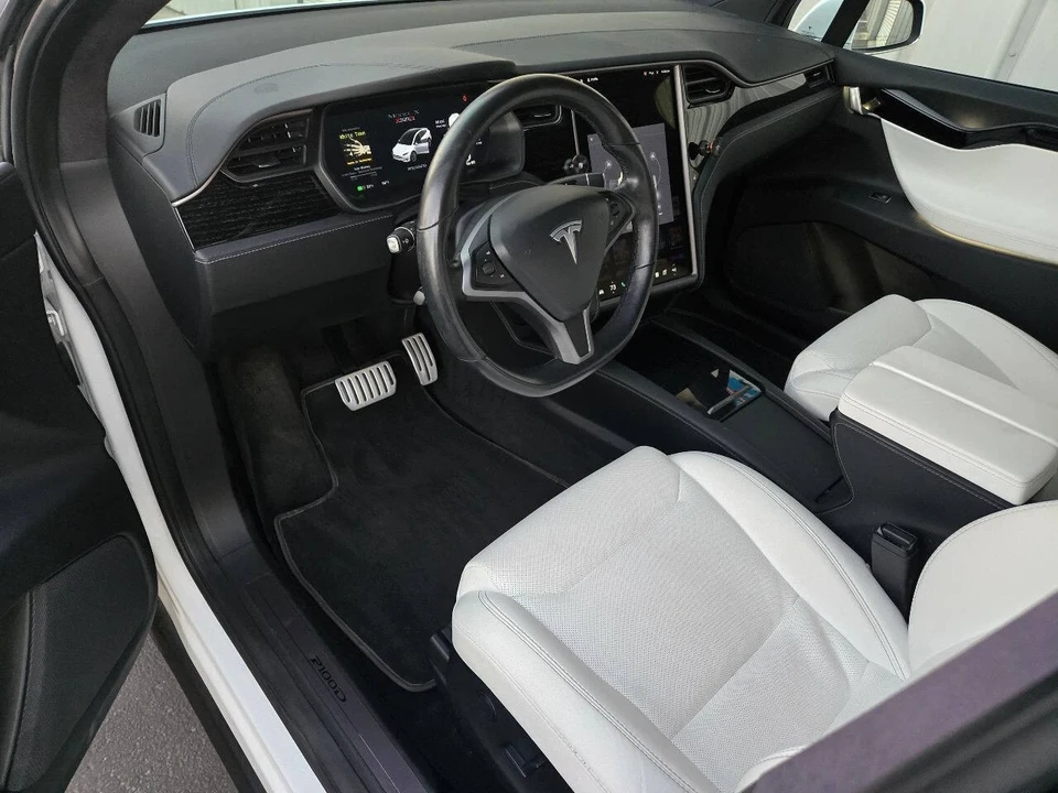2018 Tesla Model X - Image 18 of 21