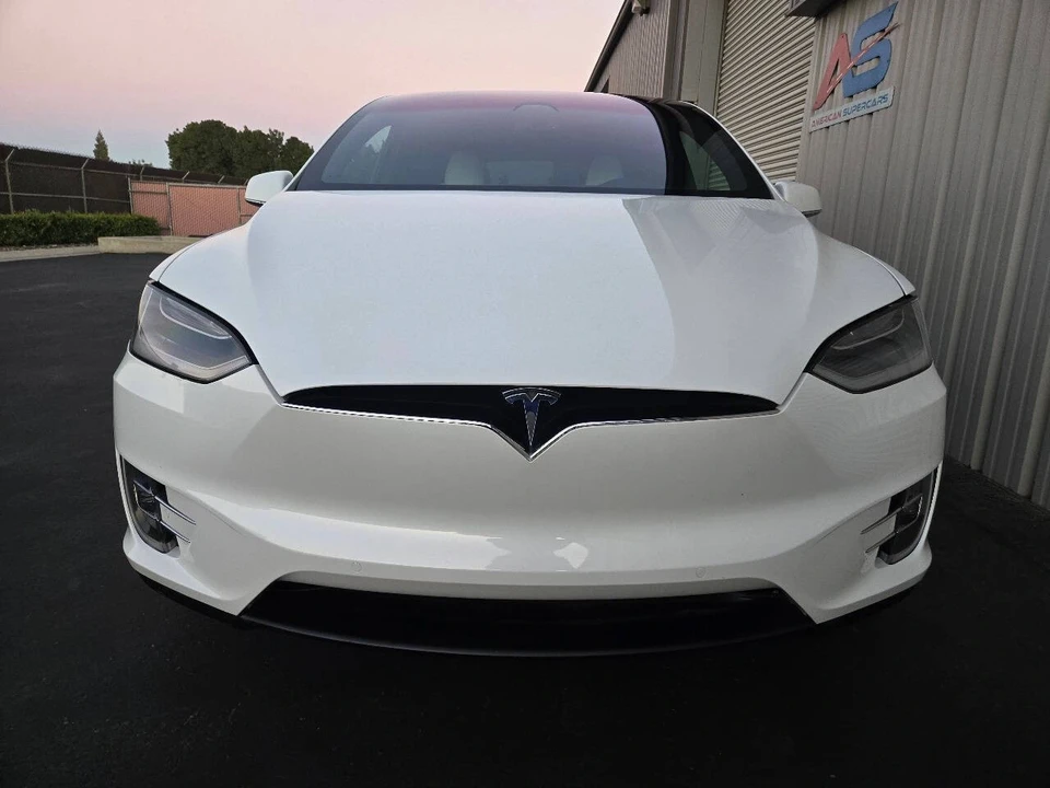 2018 Tesla Model X - Image 13 of 21
