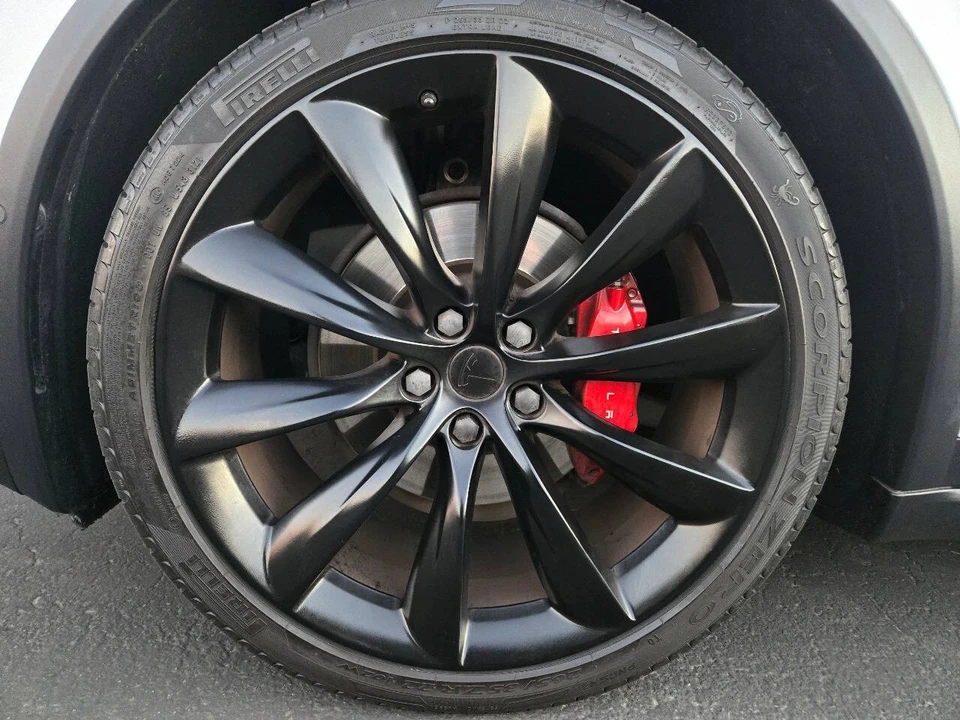 2018 Tesla Model X - Image 15 of 21