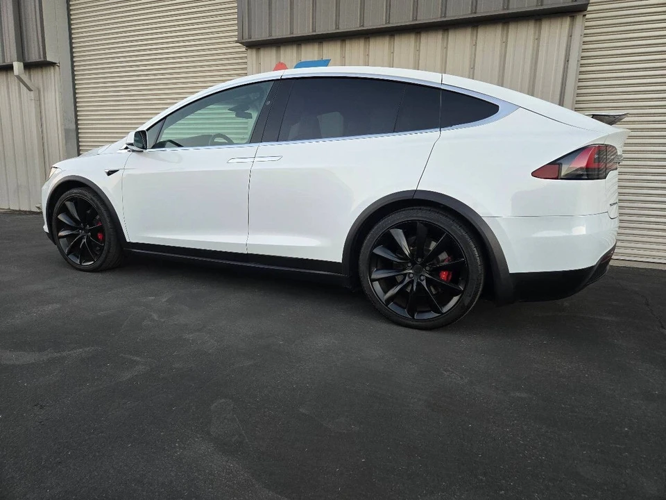 2018 Tesla Model X - Image 4 of 21