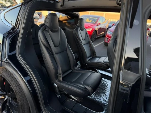 2018 Tesla Model X - Image 17 of 21