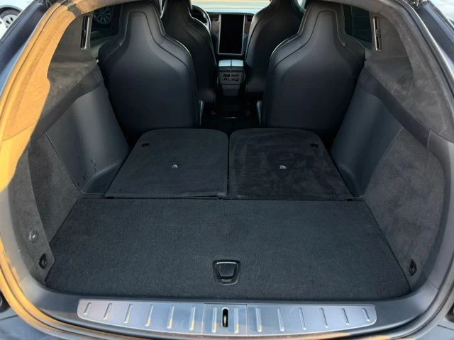 2018 Tesla Model X - Image 15 of 21