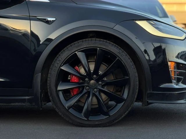 2018 Tesla Model X - Image 7 of 21