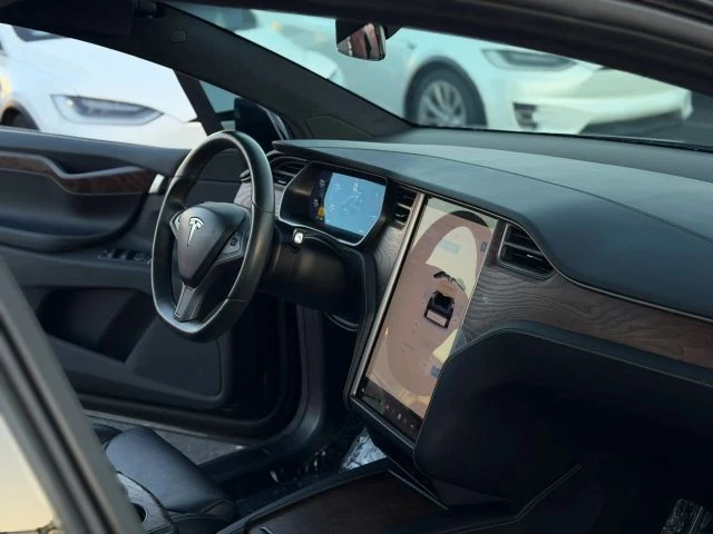 2018 Tesla Model X - Image 21 of 21